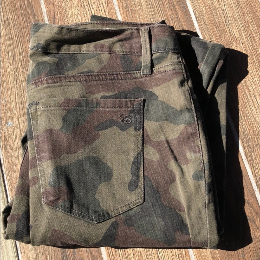 Jessica Simpson Camo skinny jeans